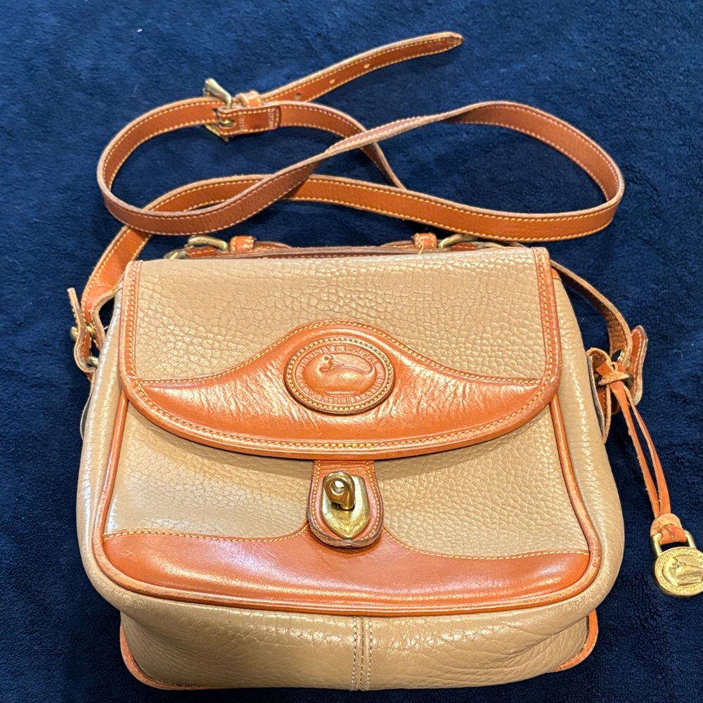Vintage Dooney & Bourke Pebbled Leather Tan Crossbody Bag